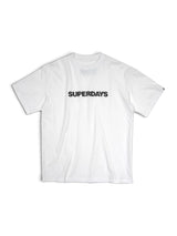 HOMBRENINO™︎ / SUPERDAYS PRINT S/S TEE